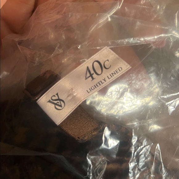 Victoria Secret Lightly Lined Full-Coverage Bra- Body by Victoria - Picture 10 of 10